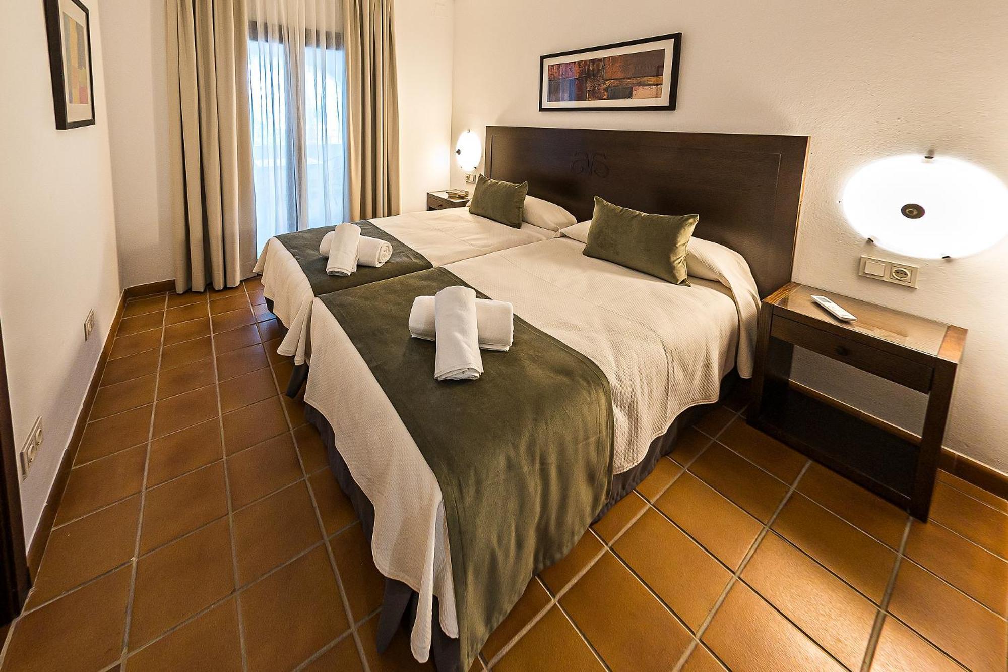 Hotel-Restaurante Casa Garcia Almonaster La Real Eksteriør billede